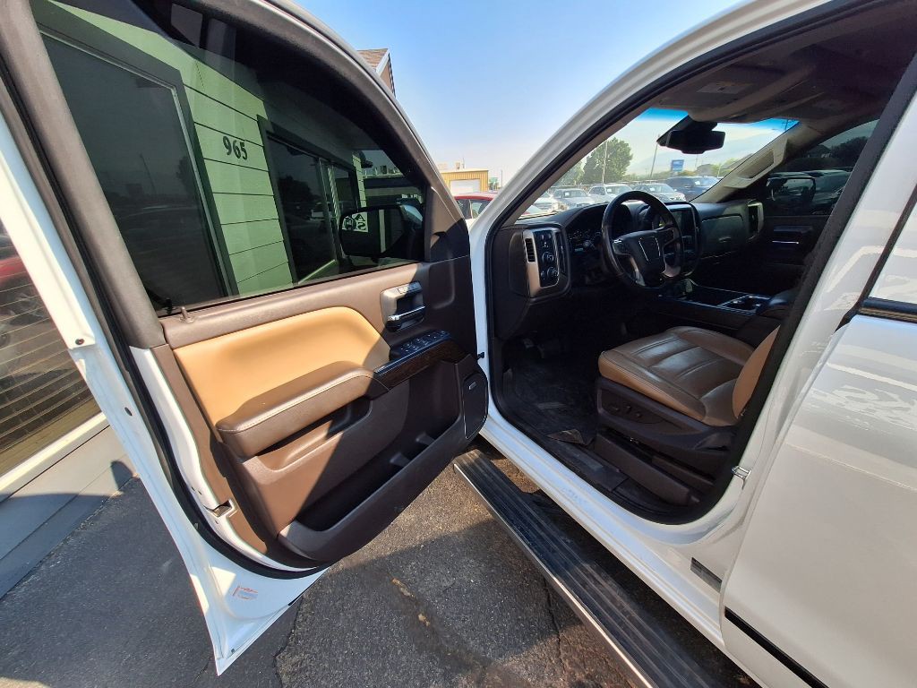 2018 GMC Sierra Image 9