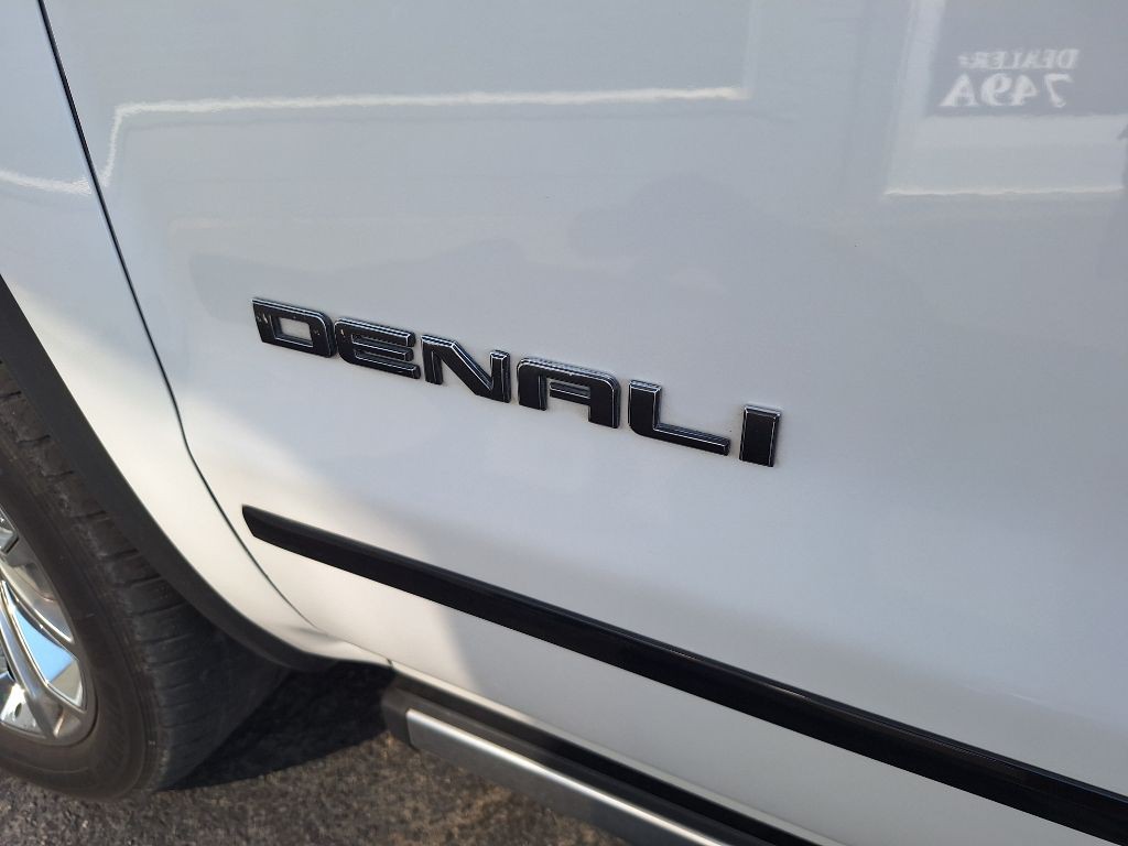 2018 GMC Sierra Image 32