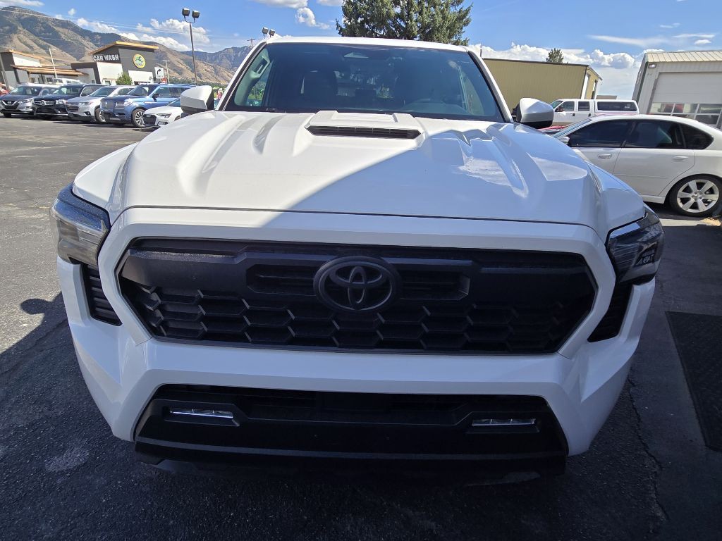 2024 Toyota Tacoma Image 8