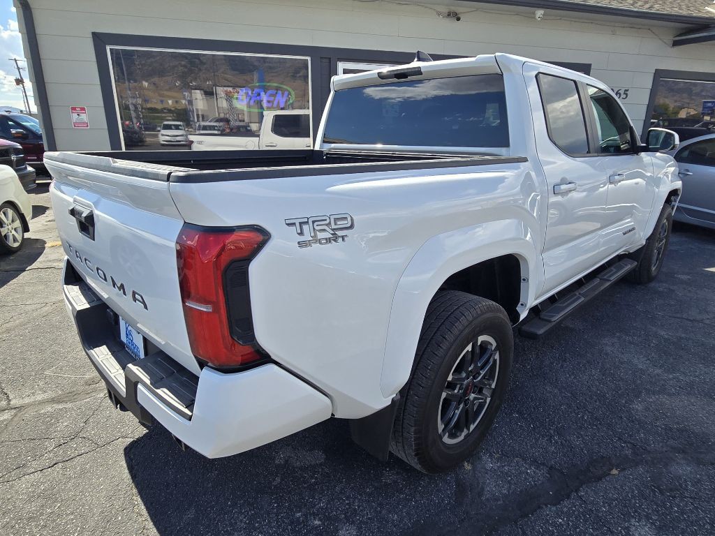 2024 Toyota Tacoma Image 3