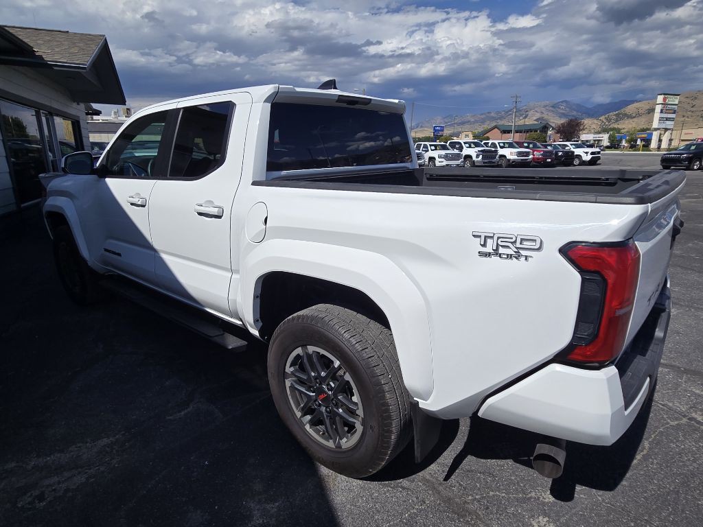 2024 Toyota Tacoma Image 5