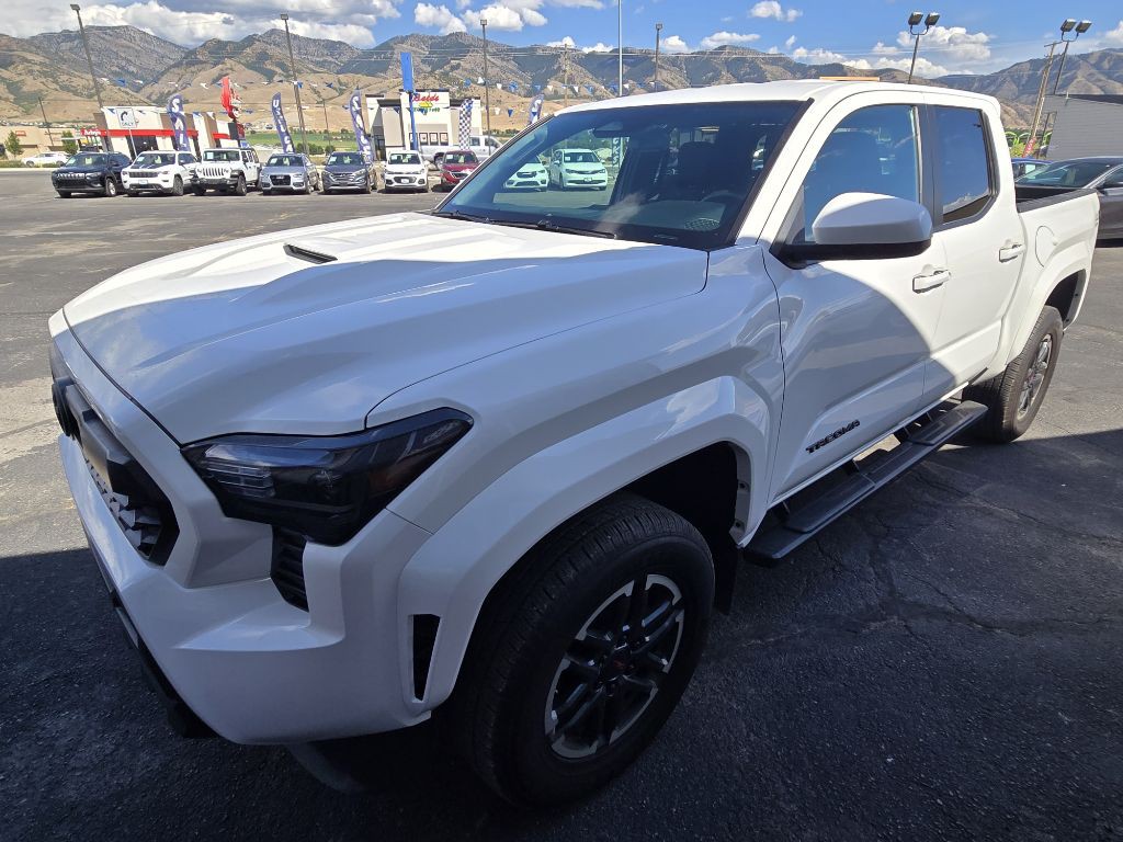 2024 Toyota Tacoma Image 7