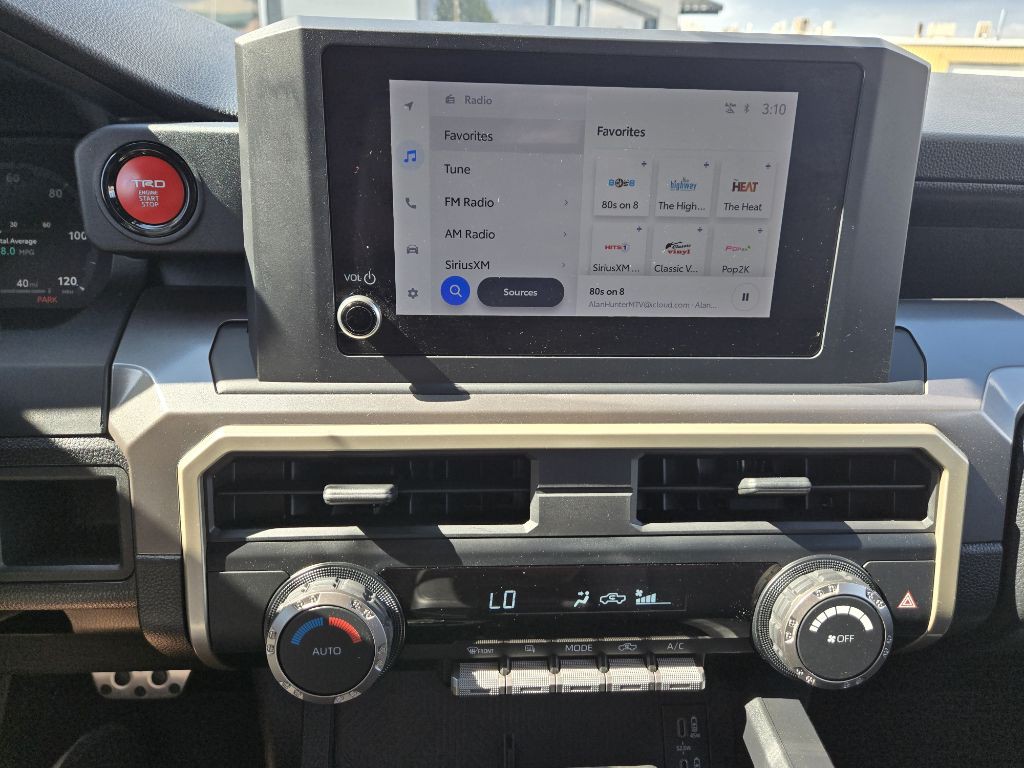 2024 Toyota Tacoma Image 16