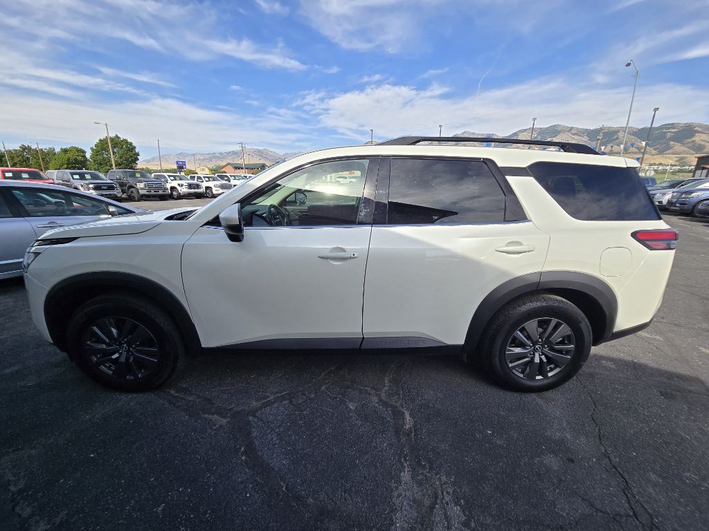 2024 Nissan Pathfinder Image 6