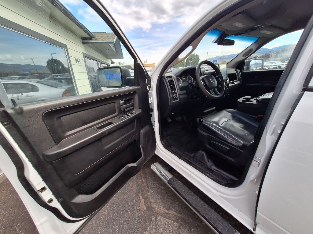 2023 RAM 1500 Image 12