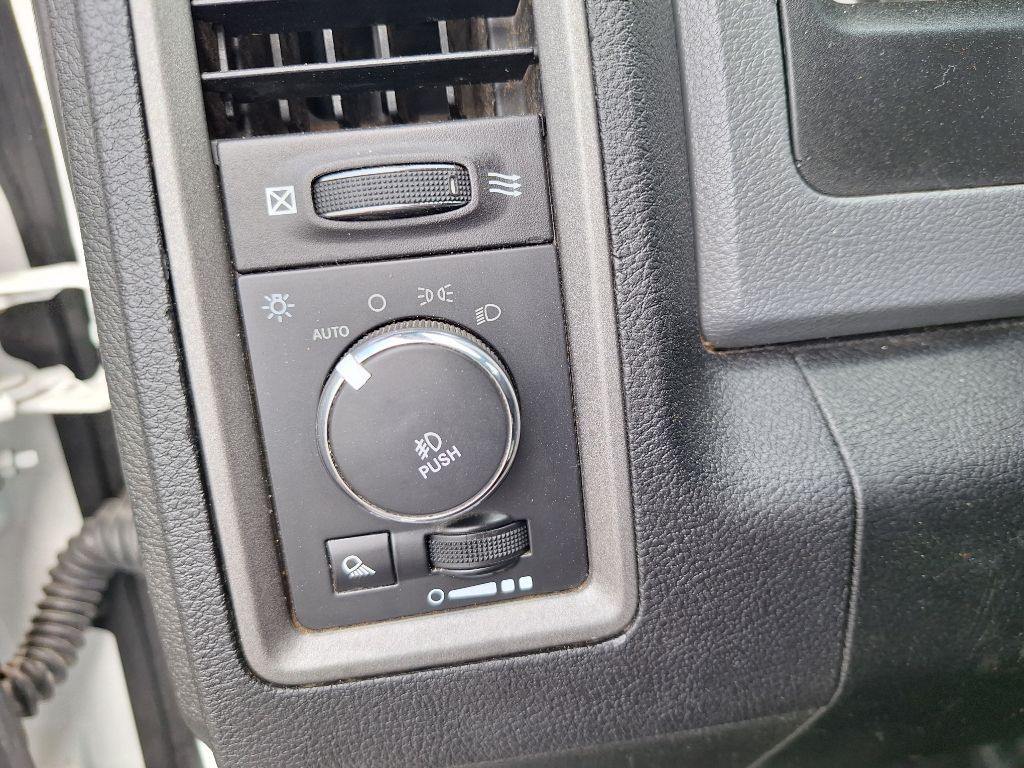 2023 RAM 1500 Image 14