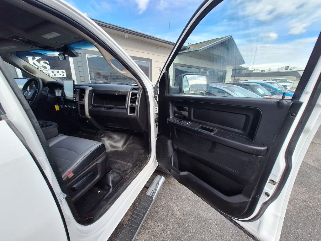 2023 RAM 1500 Image 29
