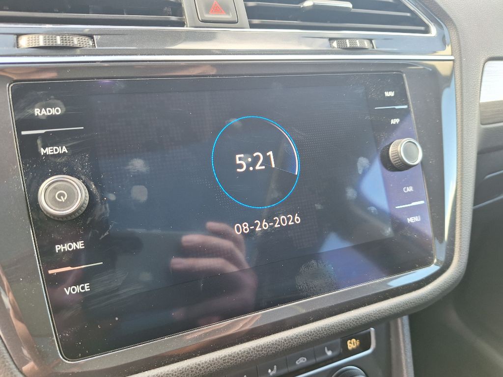 2021 Volkswagen Tiguan Image 18