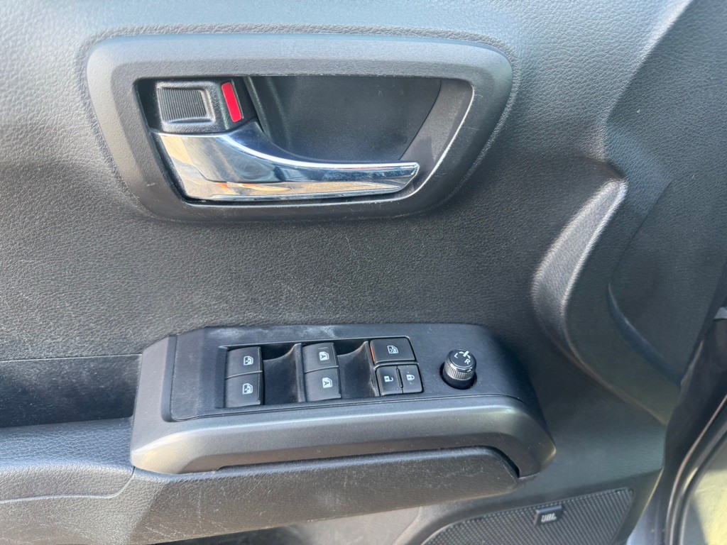 2022 Toyota Tacoma Image 10