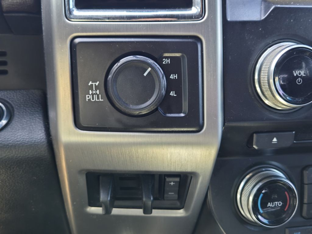 2017 Ford F-350 Image 21