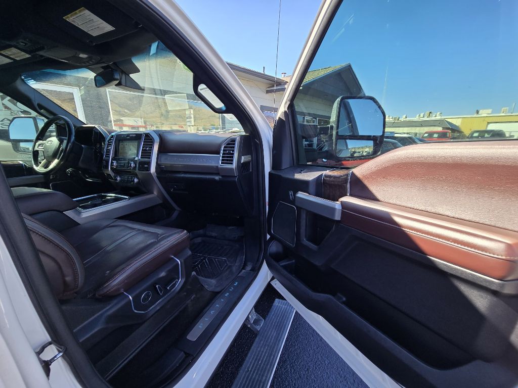 2017 Ford F-350 Image 29
