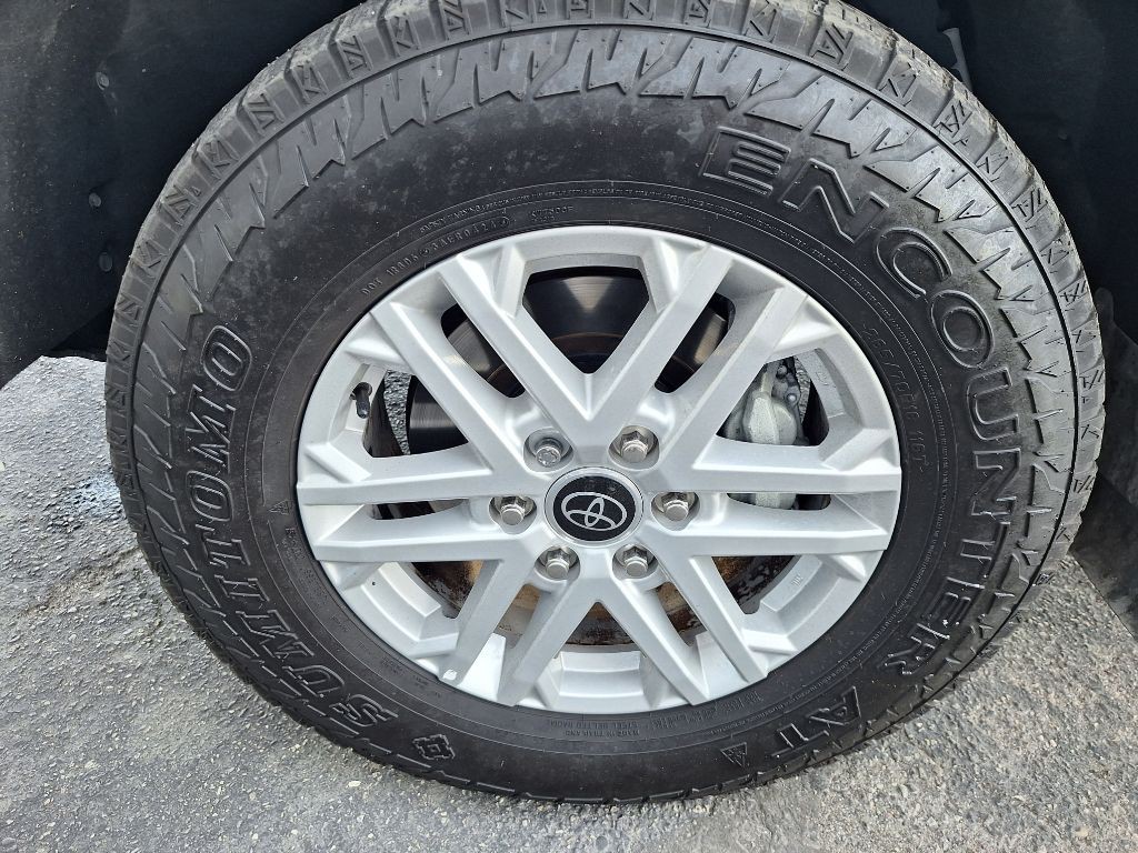 2023 Toyota Tundra Image 12