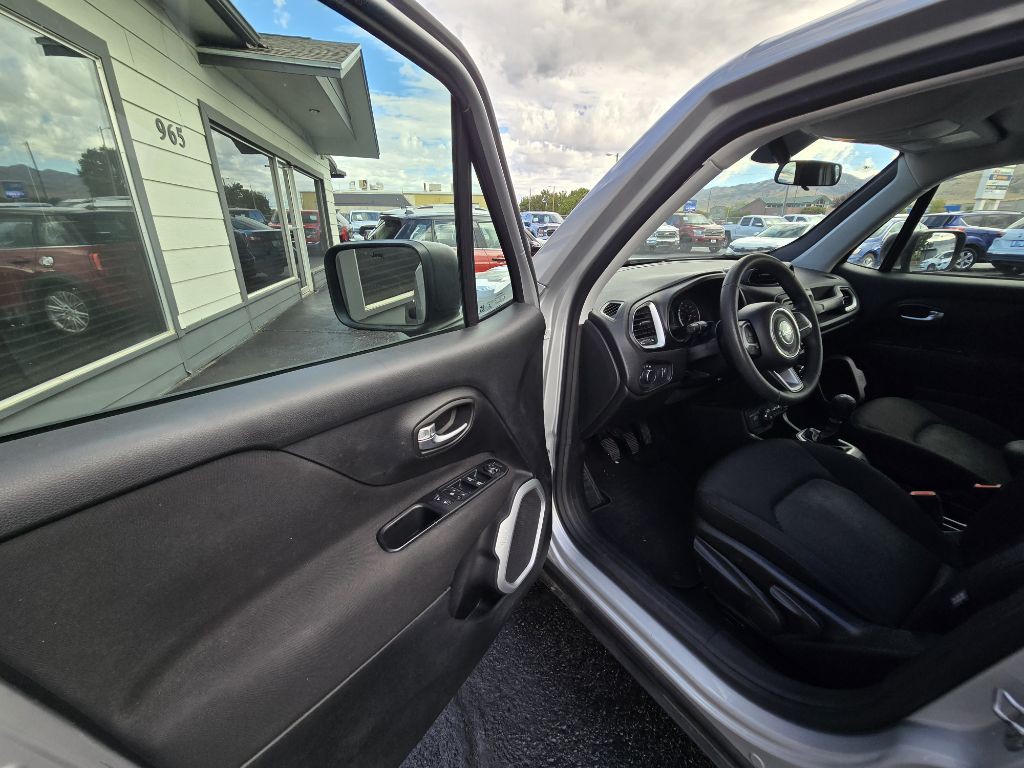 2018 Jeep Renegade Image 9