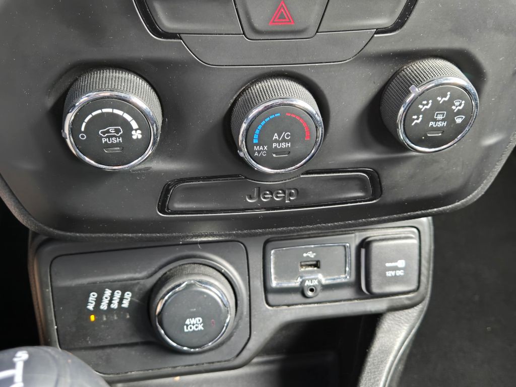 2018 Jeep Renegade Image 18