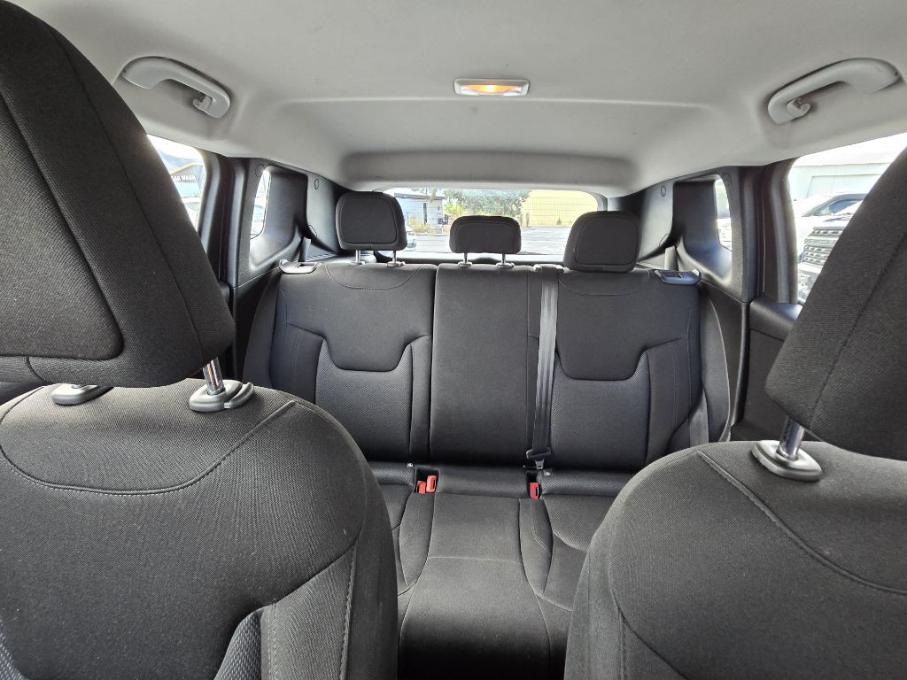 2018 Jeep Renegade Image 21