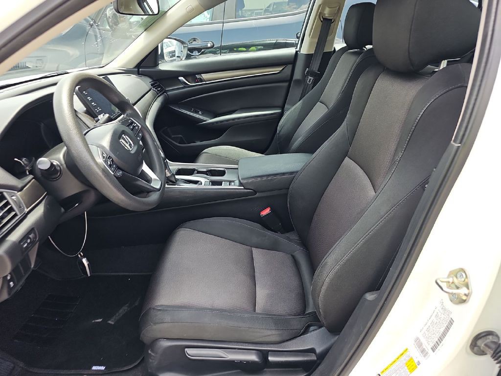 2020 Honda Accord Image 3