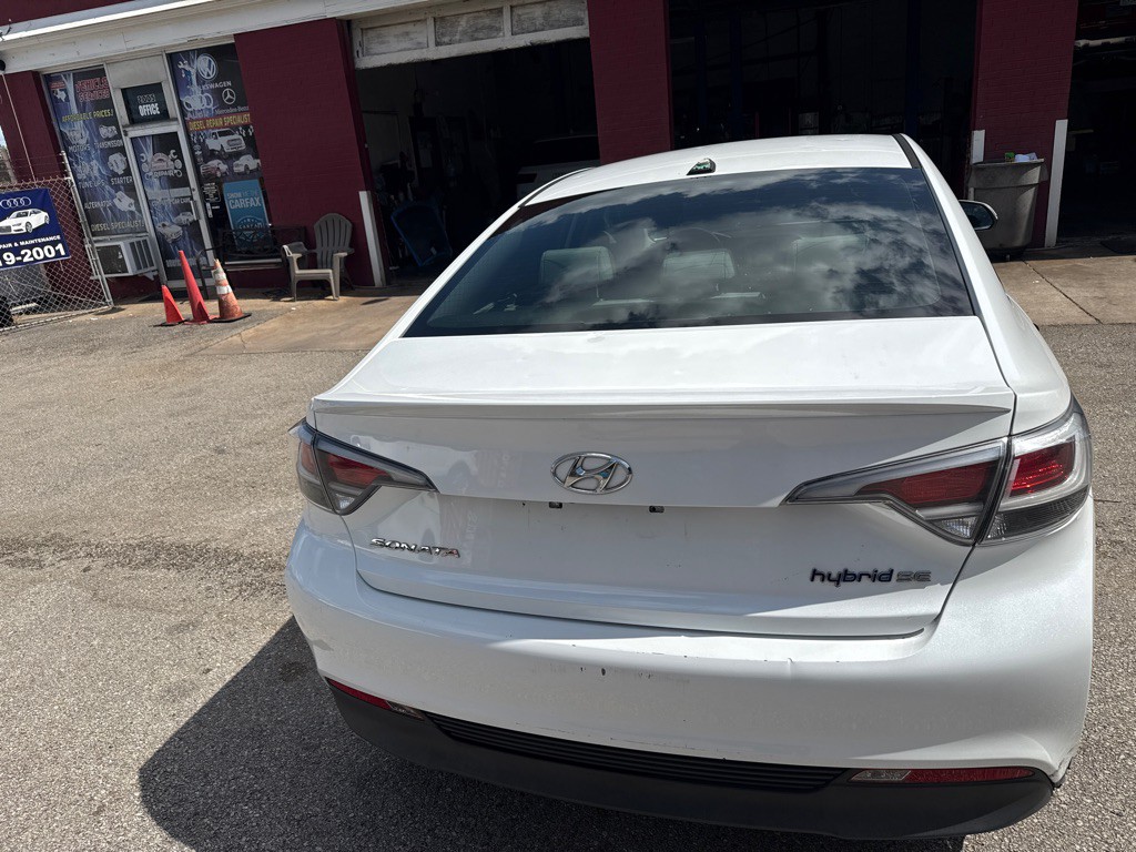 2017 Hyundai Sonata Image 6