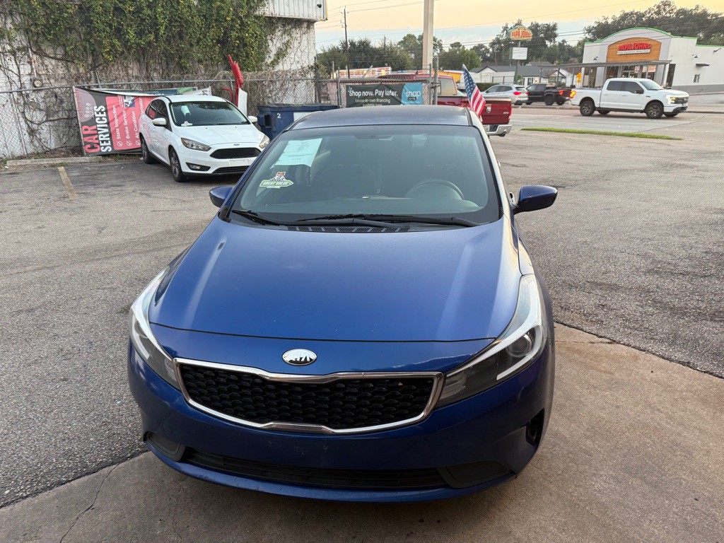 2017 Kia Forte Image 11