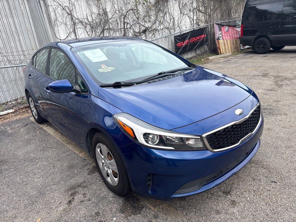 2017 Kia Forte Image 16