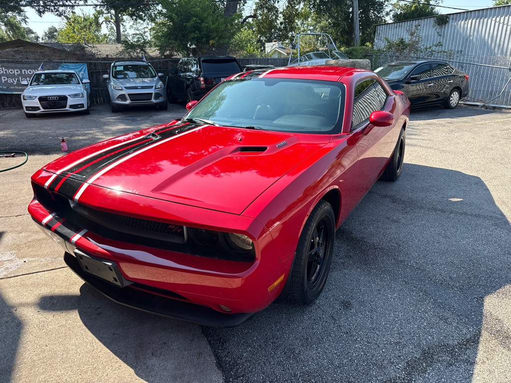2012 Dodge Challenger Image 1