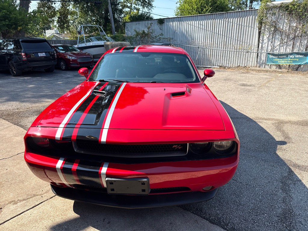 2012 Dodge Challenger Image 2