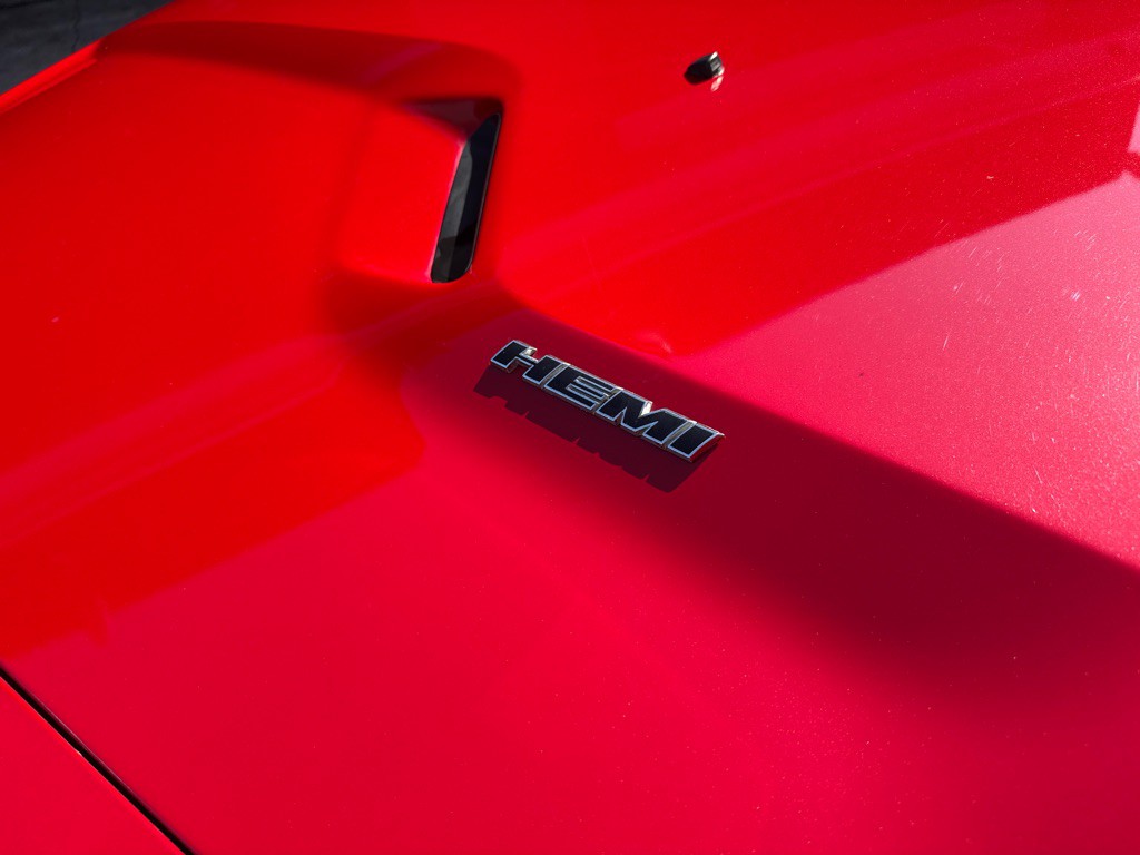 2012 Dodge Challenger Image 8