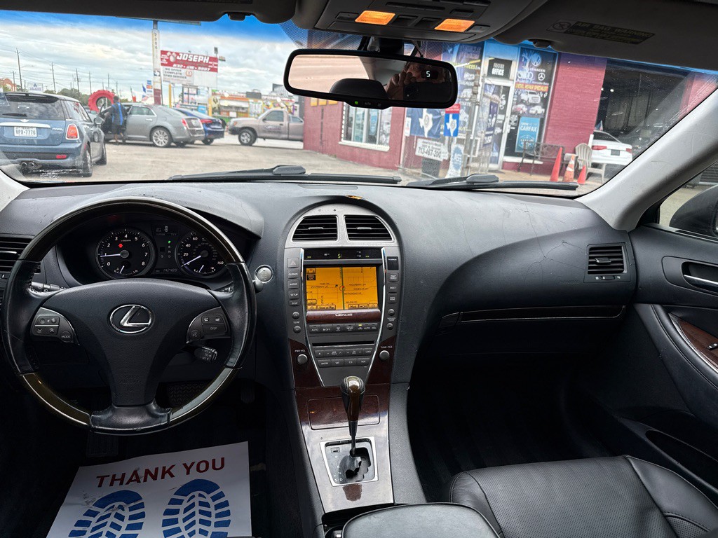 2010 Lexus ES 350 Image 8