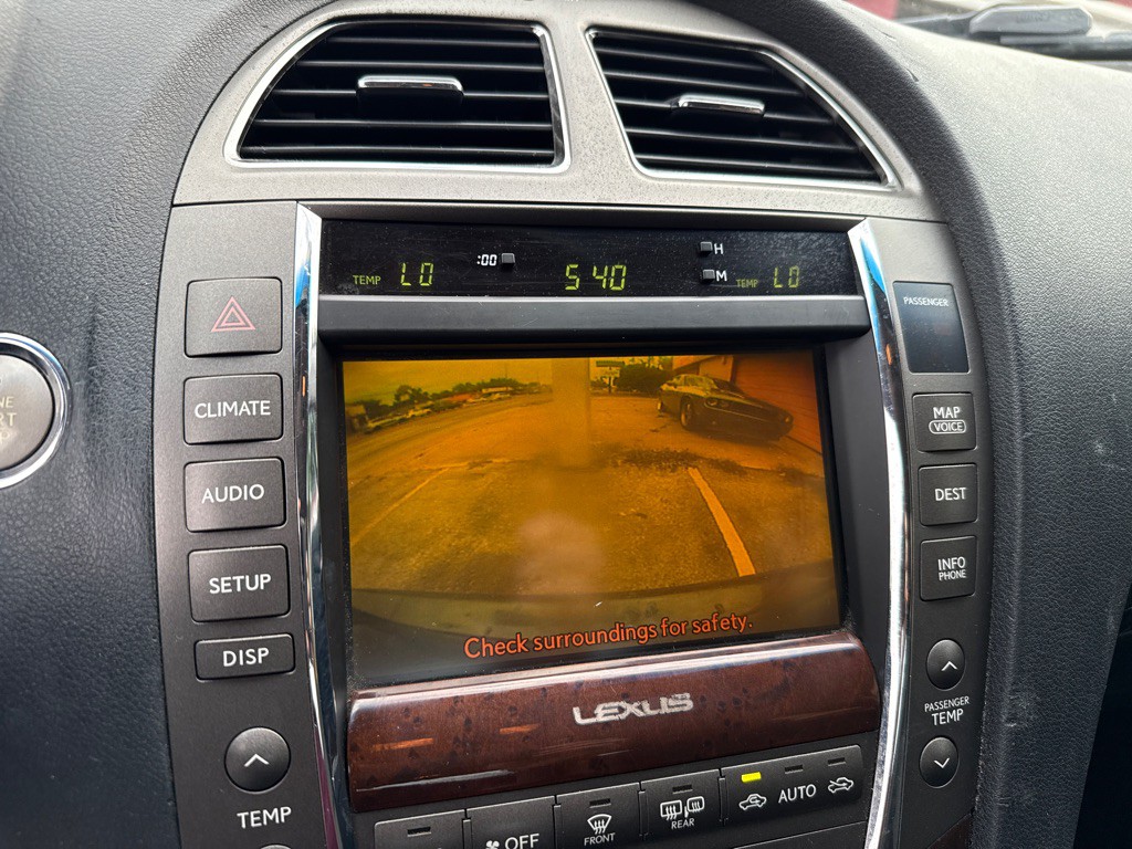 2010 Lexus ES 350 Image 12