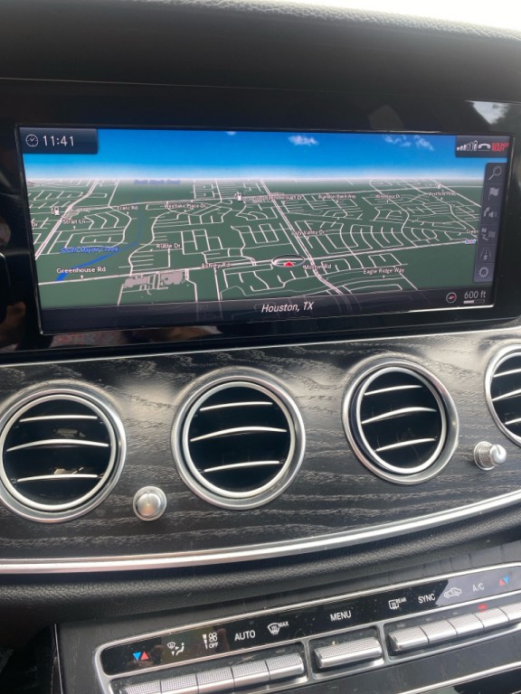 2018 Mercedes-Benz E-Class Image 8