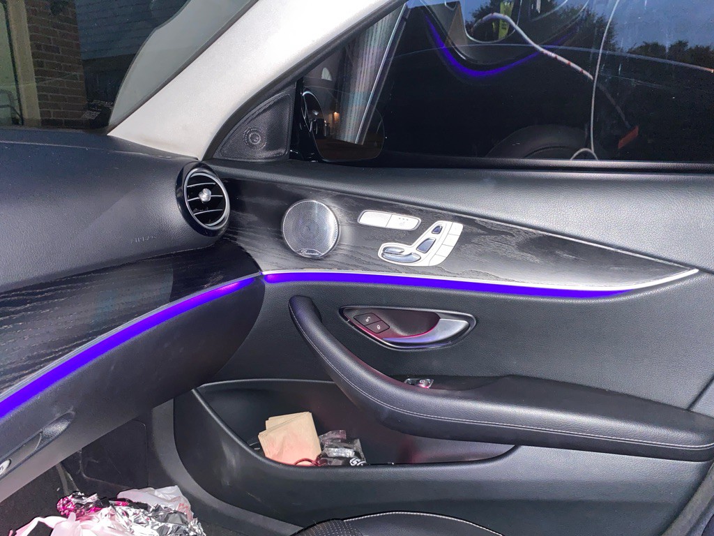 2018 Mercedes-Benz E-Class Image 21