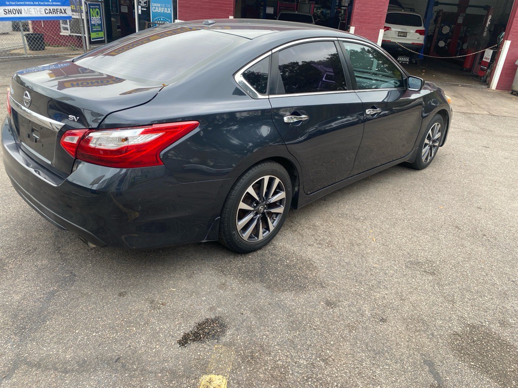 2016 Nissan Altima Image 5