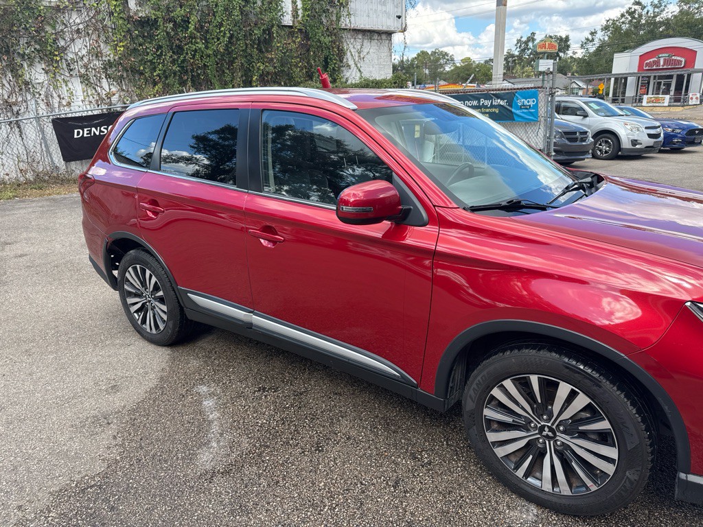 2019 Mitsubishi Outlander Image 5