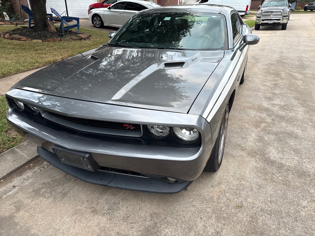 2011 Dodge Challenger Image 3
