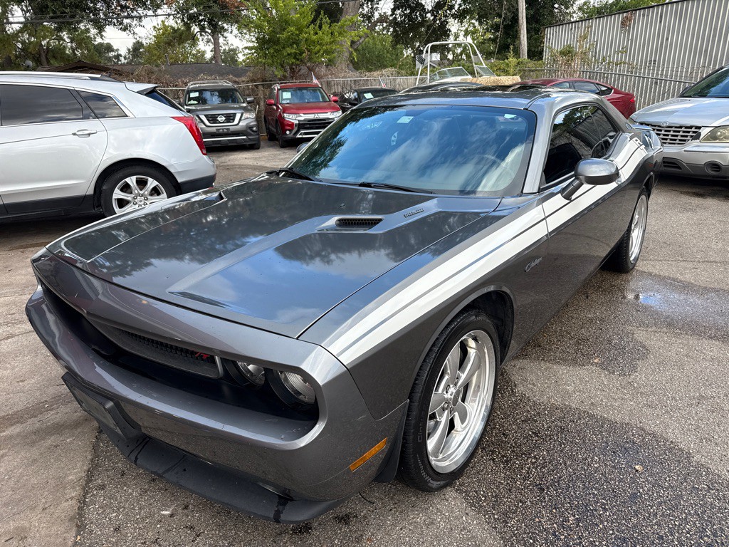 2011 Dodge Challenger Image 13