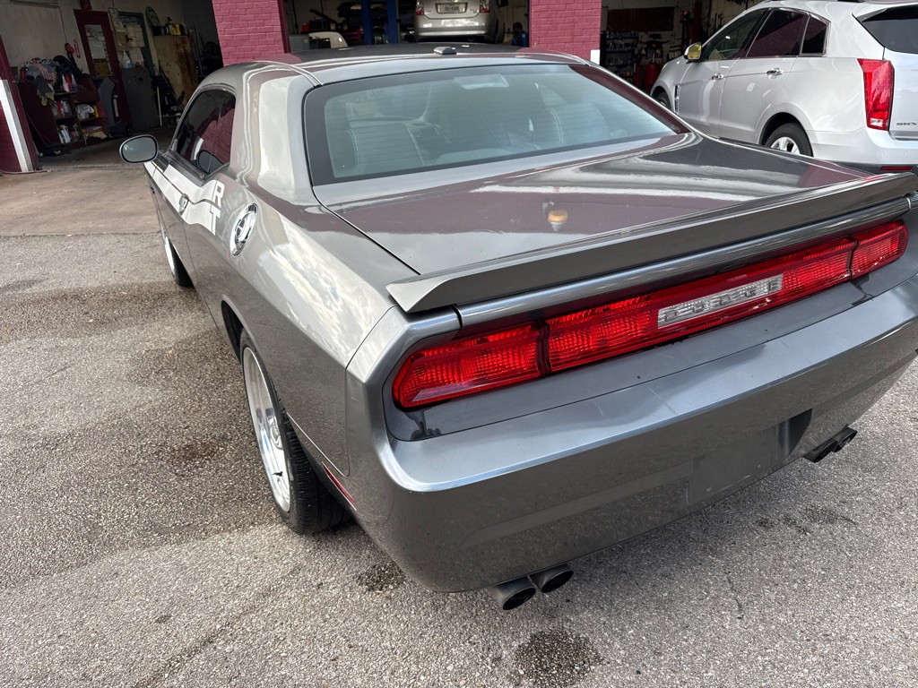 2011 Dodge Challenger Image 16