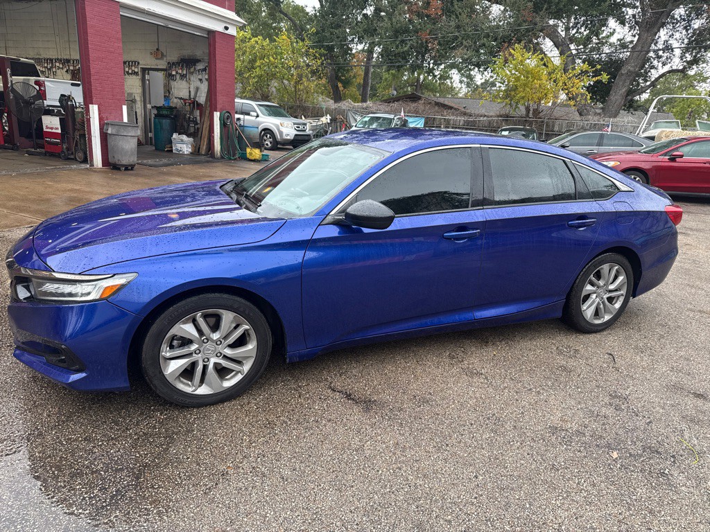 2021 Honda Accord Image 2