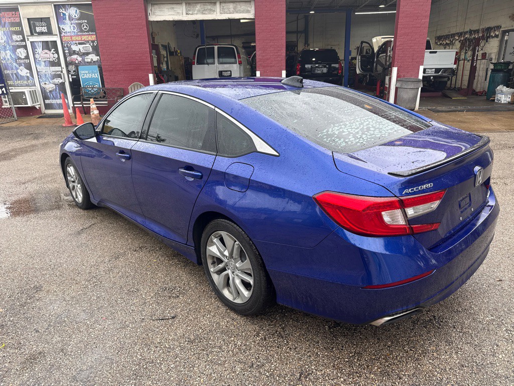 2021 Honda Accord Image 3