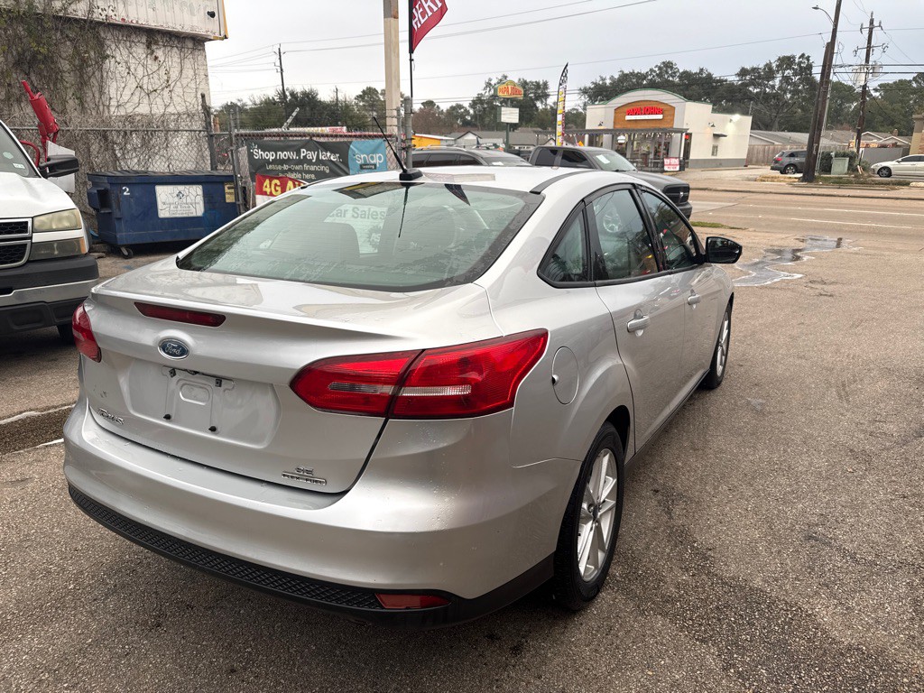 2015 Ford Focus Image 4