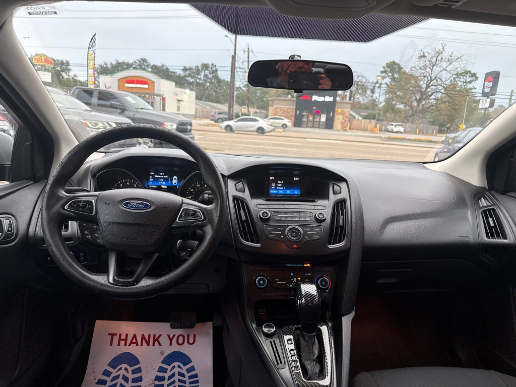 2015 Ford Focus Image 7