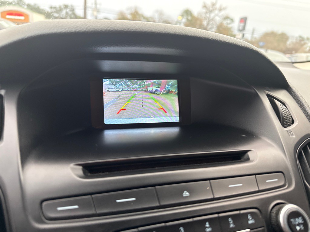 2015 Ford Focus Image 11