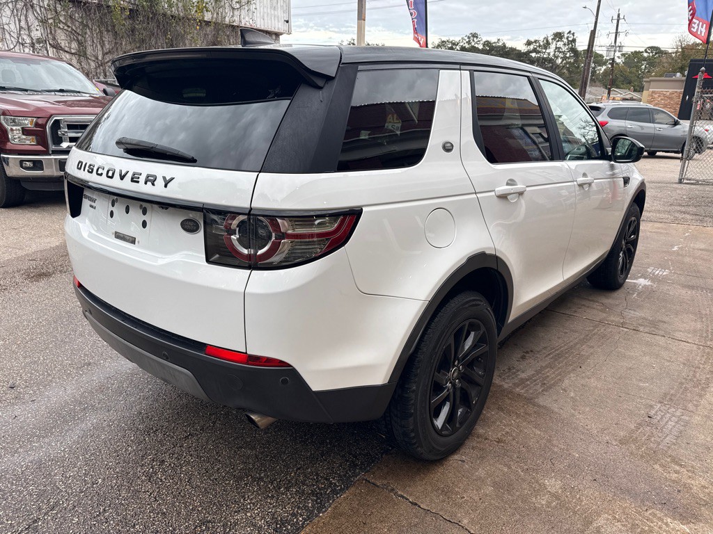 2017 Land Rover Discovery Sport Image 3