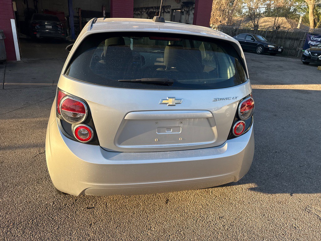 2015 Chevrolet Sonic Image 4