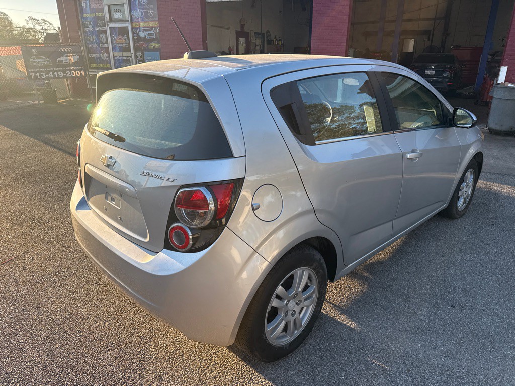 2015 Chevrolet Sonic Image 5