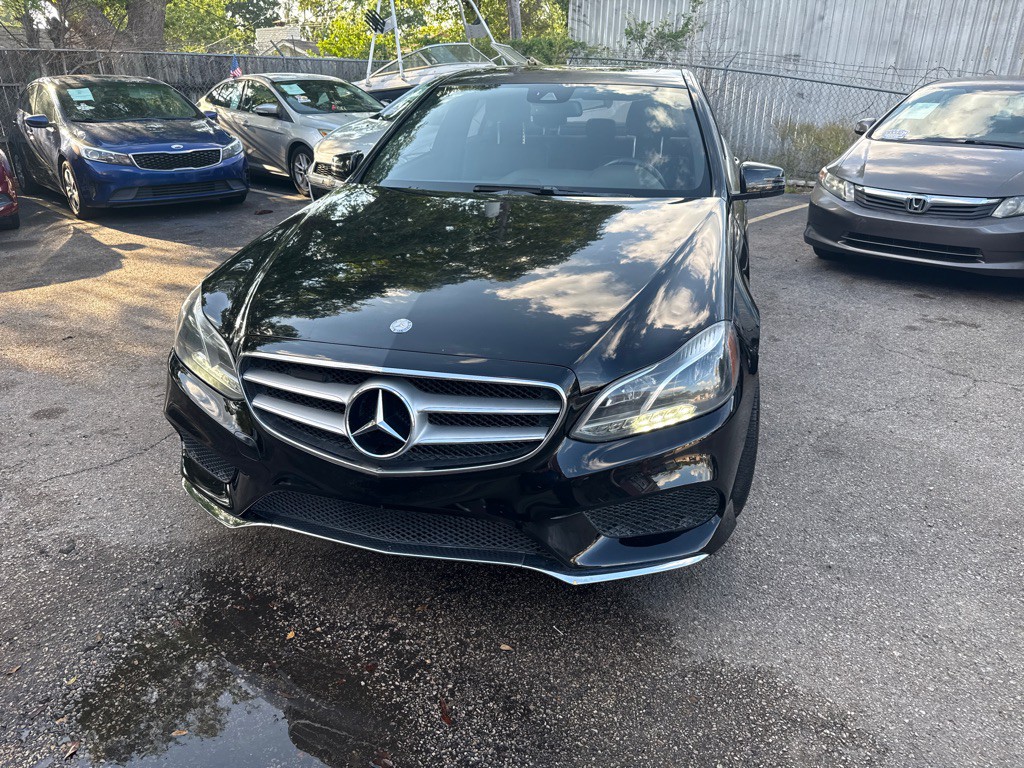 2014 Mercedes-Benz E-Class Image 2