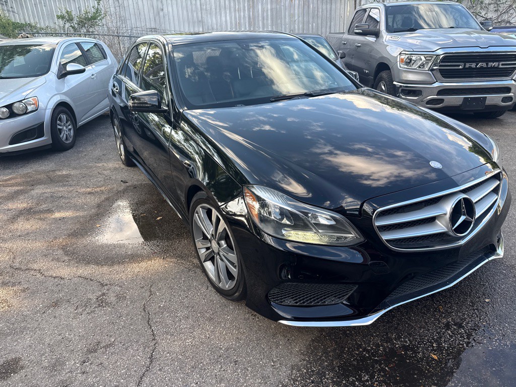 2014 Mercedes-Benz E-Class Image 3