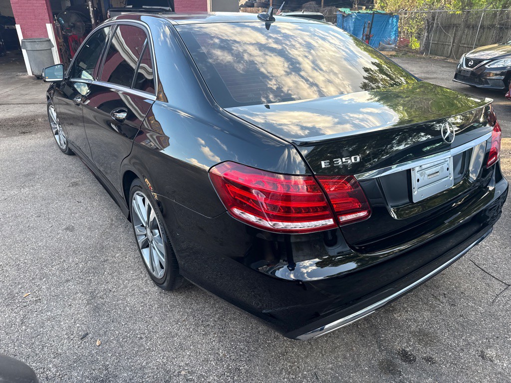 2014 Mercedes-Benz E-Class Image 6