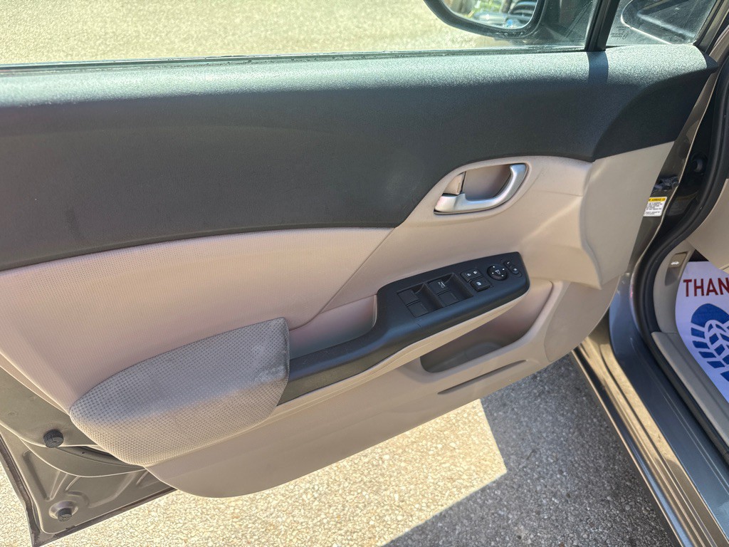 2012 Honda Civic Image 10