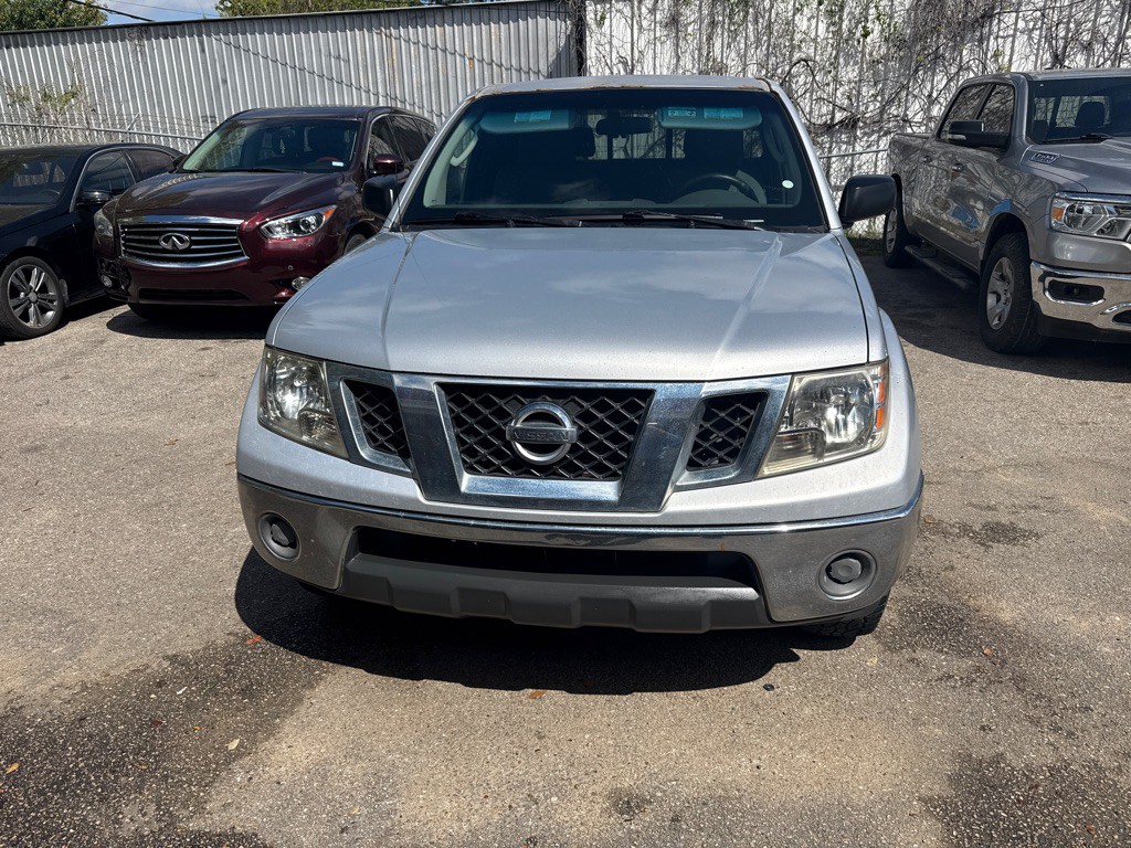 2009 Nissan Frontier Image 2