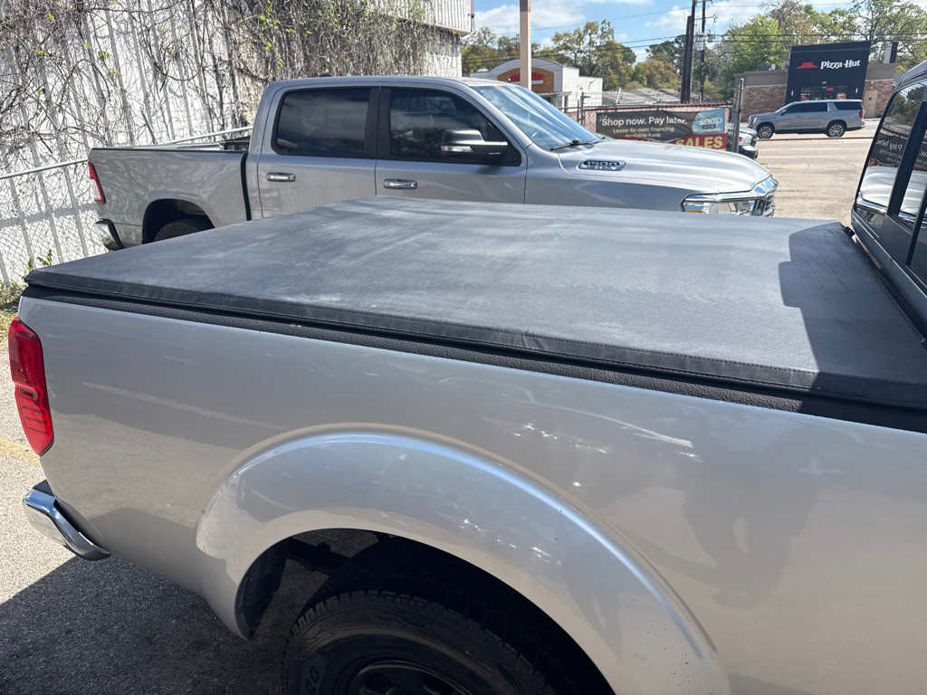 2009 Nissan Frontier Image 5