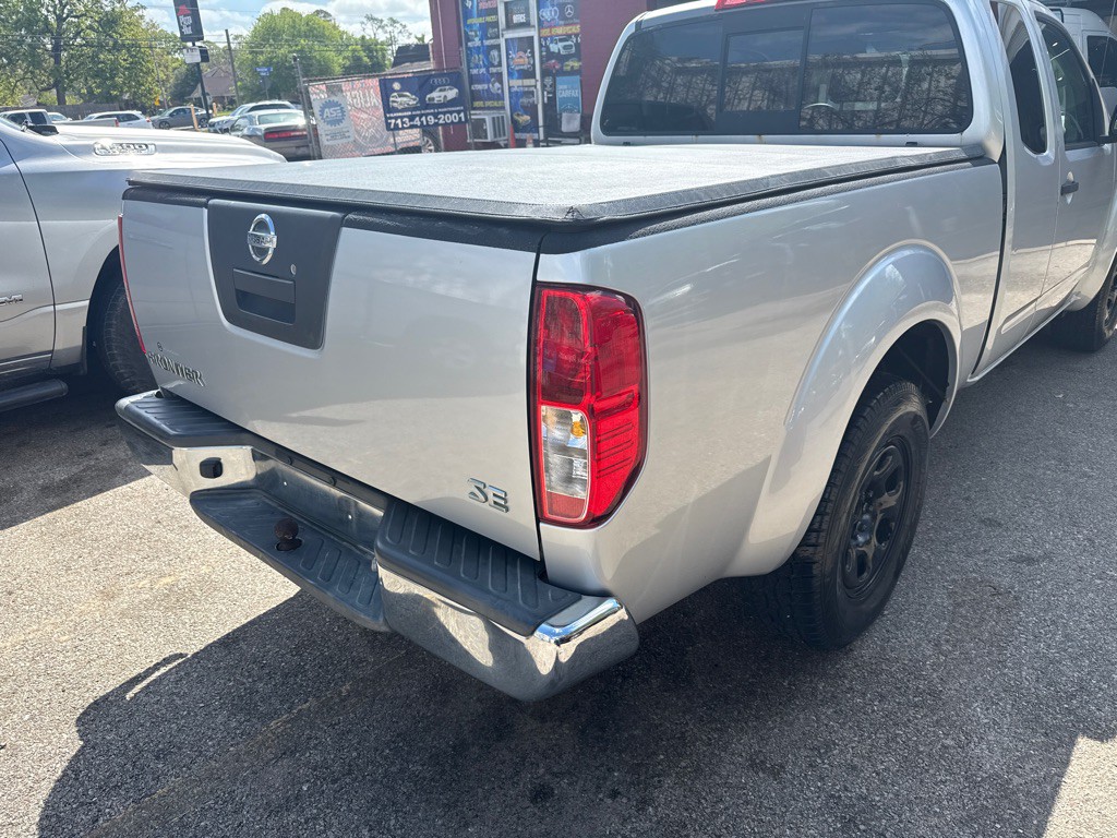 2009 Nissan Frontier Image 6